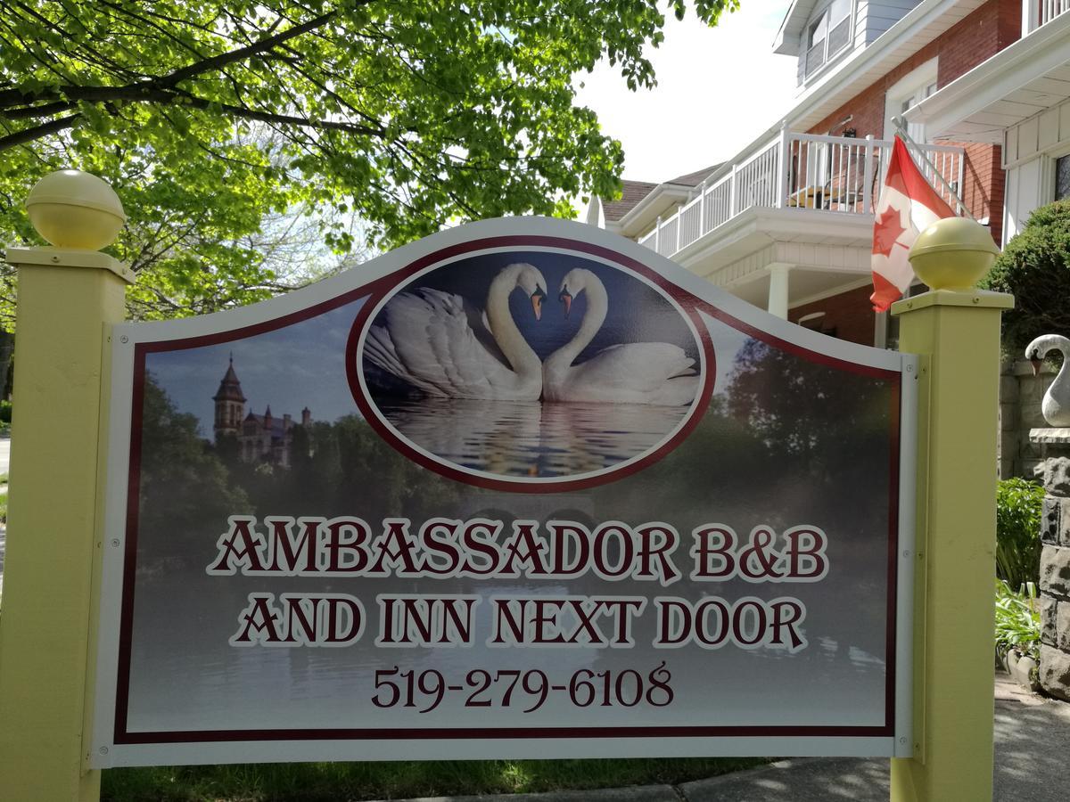 Ambassador'S Inn Next Door Stratford Exterior photo