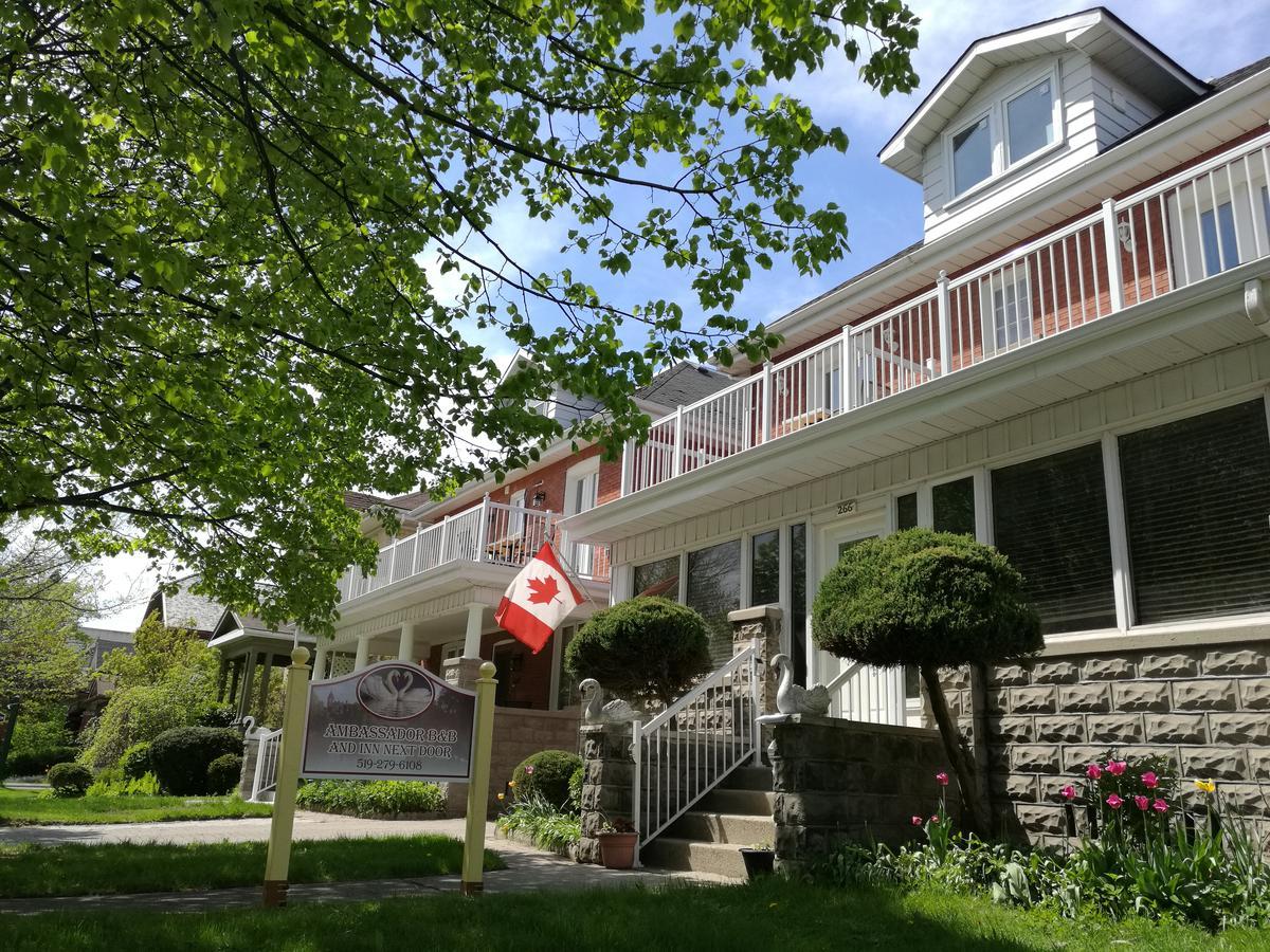 Ambassador'S Inn Next Door Stratford Exterior photo